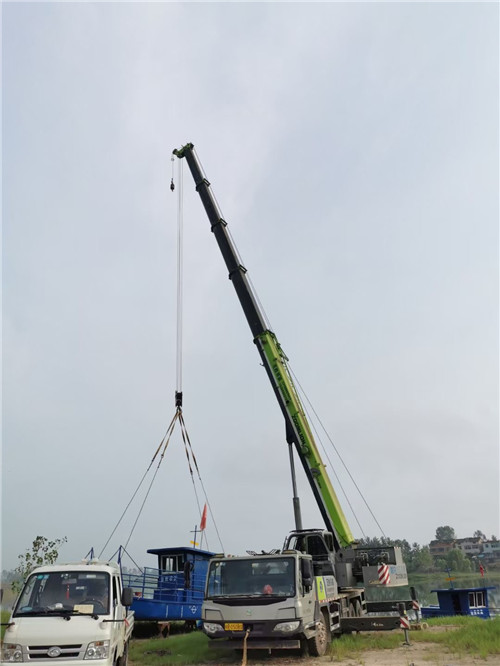 虹口区桥梁建设吊装案例